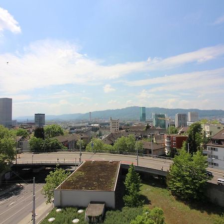 Swiss Star North End - Contactless Self Check-In Apartment Zurich Bagian luar foto
