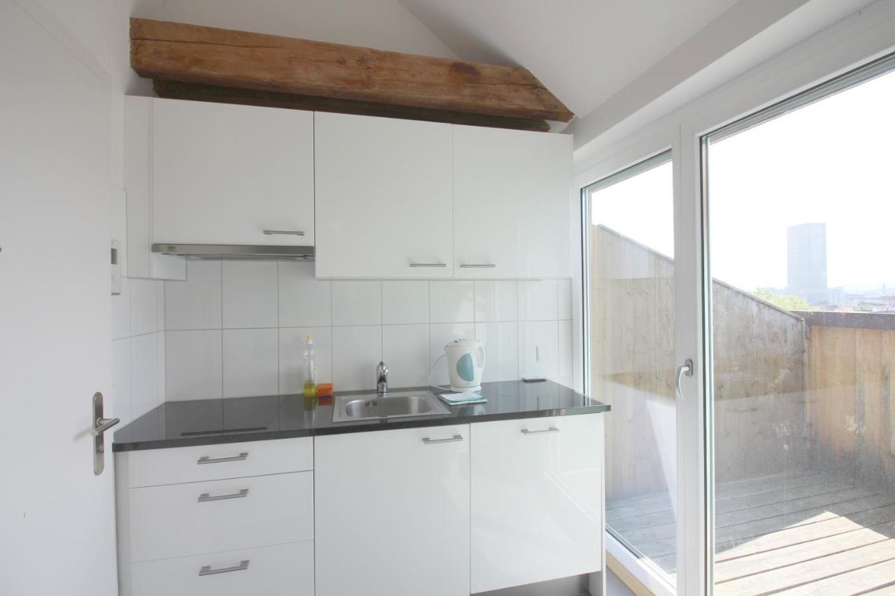 Swiss Star North End - Contactless Self Check-In Apartment Zurich Bagian luar foto