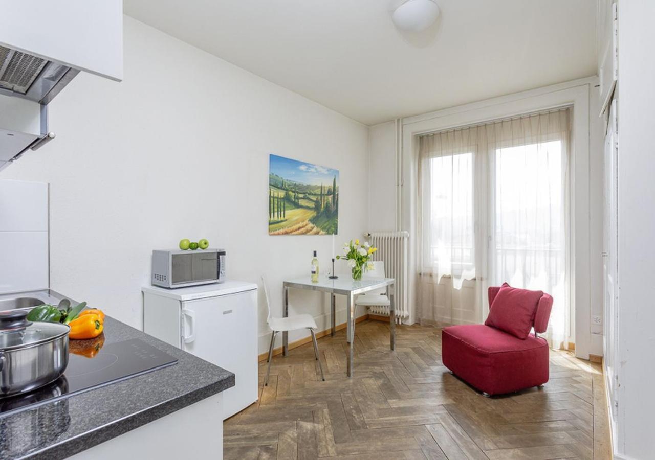 Swiss Star North End - Contactless Self Check-In Apartment Zurich Bagian luar foto